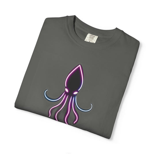 Squid Graphic T-Shirt — Neon Octopus Ocean Tee